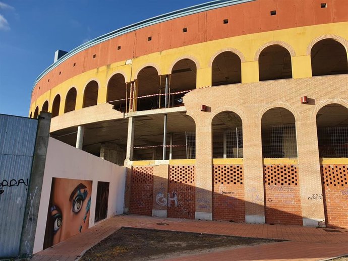Plaza de toros de Íscar (Valladolid).