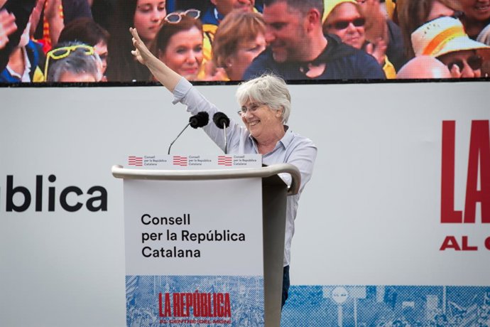 L'exconsellera d'Ensenyament de la Generalitat de Catalunya Clara Ponsatí durant l'acte del Consell de la República a Perpiny (Frana) a 29 de febrer del 2020.
