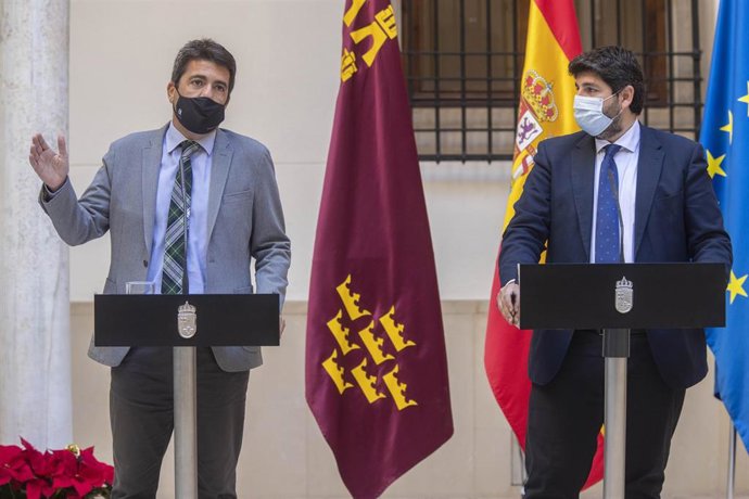 Comparecencia del presidente de la Diputación de Alicante, Carlos Mazón, y el presidente de la región de Murcia, Fernando López Miras, tras una reunión entre ambos