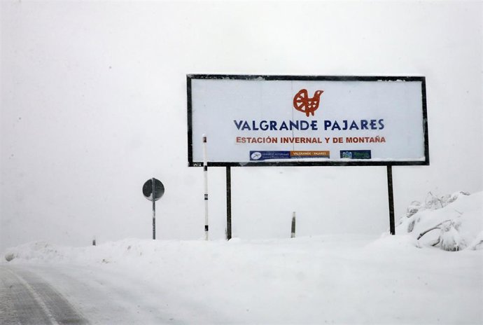 Cartel de la estación de esquí de Pajares, Asturias. 