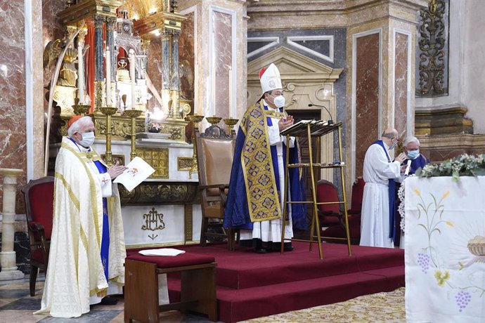 El nuncio del Papa en España entrega en Valncia la bula que declara como basílica menor la iglesia del Sagrado Corazón de Jesús