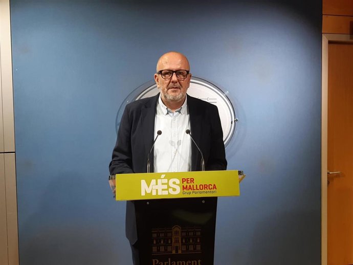El portavoz de MÉS per Mallorca en el Parlament, Miquel Ensenyat.