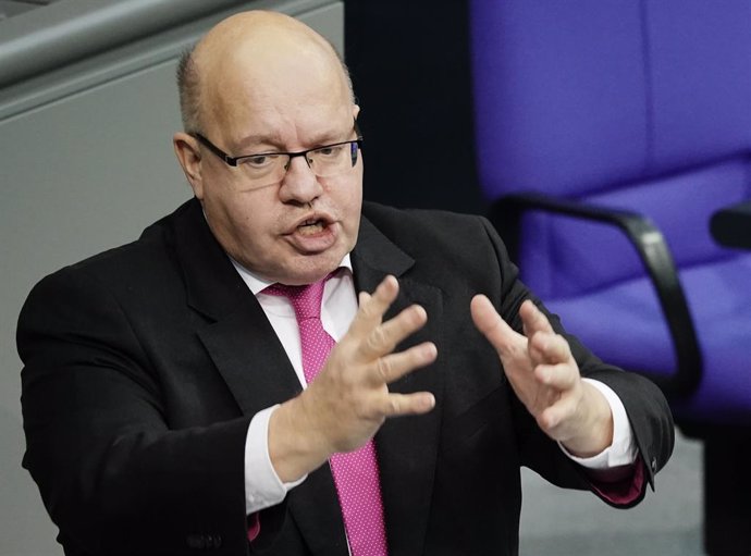 FILED - 08 December 2020, Berlin: German Minister of Economics and Energy Peter Altmaier speaks in the Bundestag at the beginning of the budget week. Altmaier said on Monday that he is "relatively sure" the country will not go into recession as a result