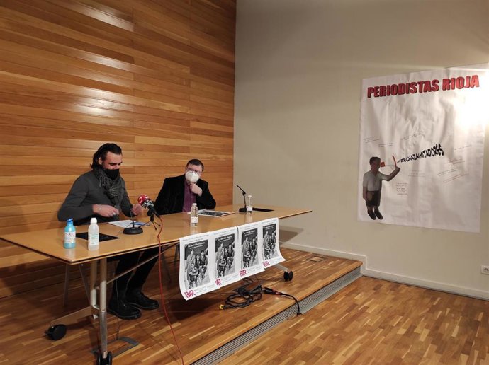Presentación por parte del periodista Jonás Sáinz del libro de Marcelino Izquierdo 'La movida riojana' con el propio autor