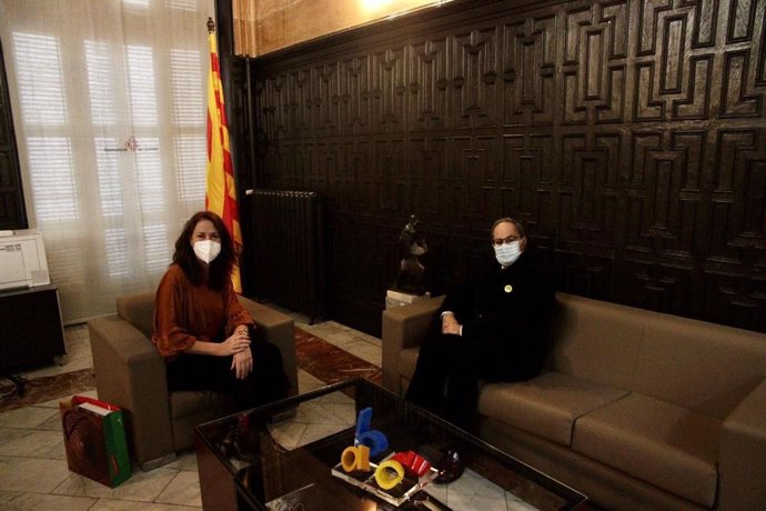 L'alcaldessa de Girona, Marta Madrenas, amb l'expresident de la Generalitat Quim Torra.