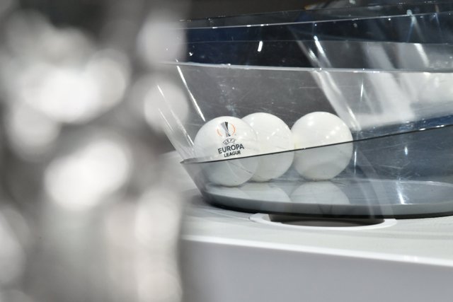 Sorteo de los dieciseisavos de final de la Liga Europa 2020/21, en la sede de la UEFA en Nyon (Suiza)