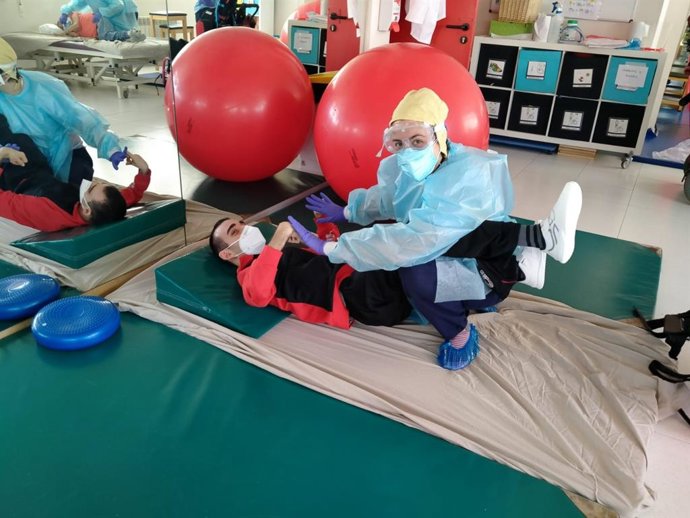 Programa del Banco Santander a ayudar a colectivos vulnerables.