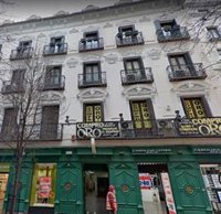 Detenidos 4 jóvenes por agredir a las agentes que actuaron en una fiesta de 24 personas en un piso turístico