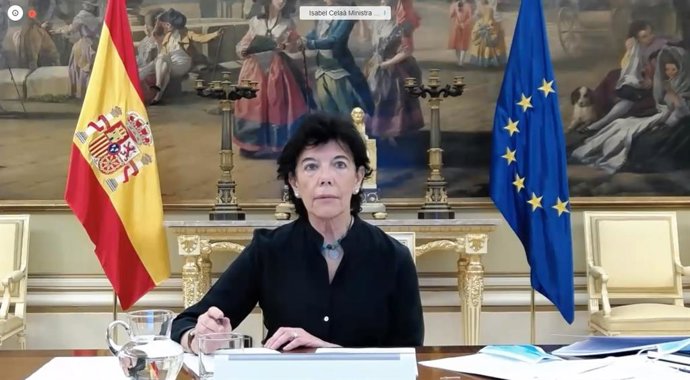 La ministra de Educación y FP, Isabel Celaá, en la rueda de prensa telemática tras la Conferencia Sectorial de Educacion de este lunes 14 de diciembre
