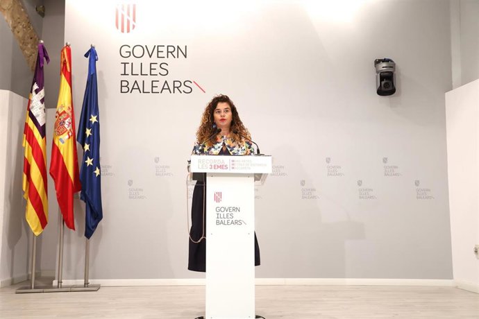 La portavoz del Govern, Pilar Costa, en la rueda de prensa del Consell de Govern.