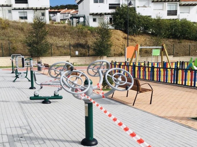 las zonas de juegos infantiles de Mijas vuelven a abrir tras ser clausuradas por COVID