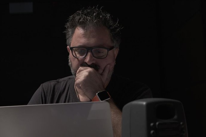 Liquen Records publica Trasonology, un disco colaborativo inspirado en una partitura gráfica de Adolf Murillo