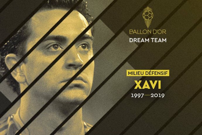 Xavi Hernández, en el Balón de Oro al mejor equipo de la historia