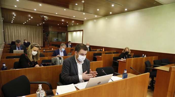 Comisión de Economía y Presupuestos de las Cortes de C-LM