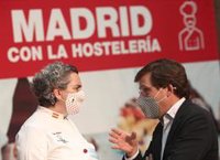Almeida dice que las estrellas Michelin "nunca brillaron tanto" como los "días dramáticos", llegando a los vulnerables