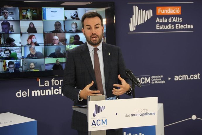 El presidente de la ACM, Lluís Soler, interviene ante la 23 asamblea general de la entidad.