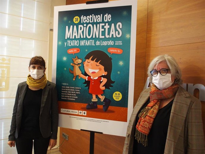 Carmen Urquía_concejala de Cultura y Ana Zabalegui_directora general de Cultura presentan el Festival de Marionetas