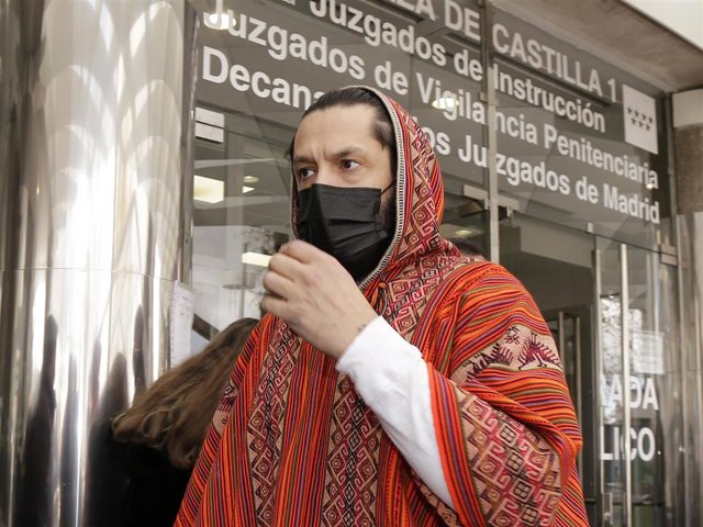 Rafael Amargo ha acudido a los juzgados a cumplir con sus obligaciones legales tras su puesta en libertad con cargos