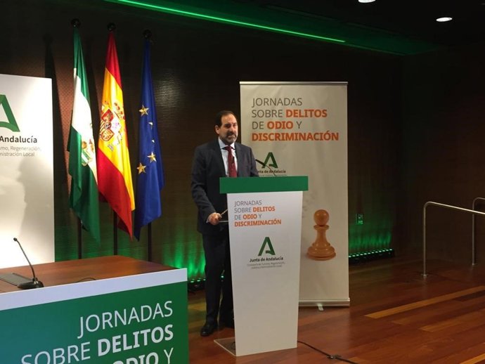 Más de 210 operadores jurídicos, fuerzas policiales y profesionales de asociaciones se formna sobre delitos de odio