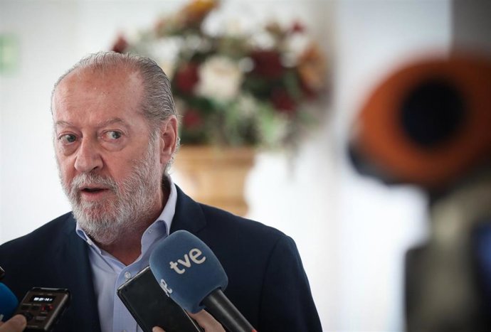 El presidente de la Diputación de Sevilla, Fernando Rodríguez Villalobos, en una imagen de archivo