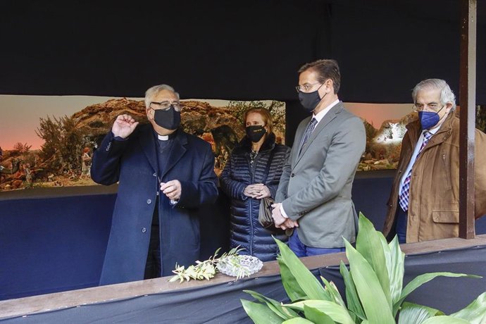 El Ayuntamiento de Granada inaugura su tradicional belén monumental