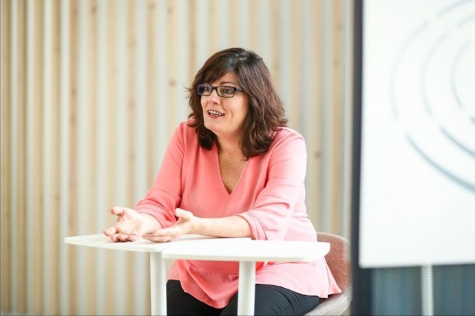 La eurodiputada del PSOE, Isabel García.