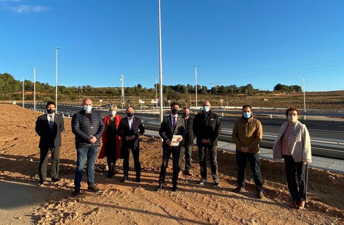 El conseller de Territorio y Sostenibilidad de la Generalitat, Dami Calvet, este jueves en su visita del condicionamiento de la C-51 en su paso por Vilardida