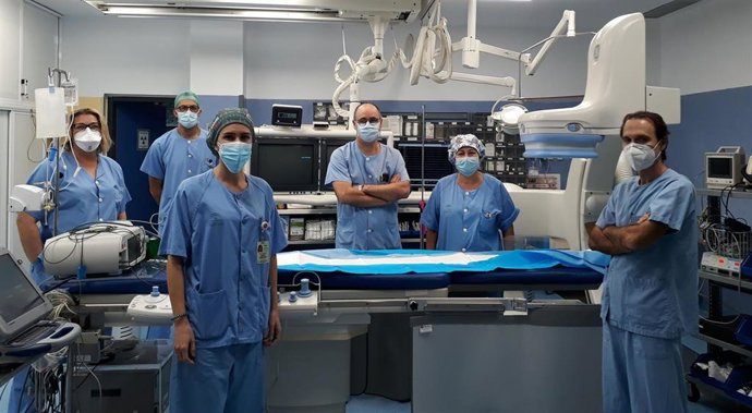 El Hospital de Valme implanta marcapasos a través de un sistema de navegación en 3D.