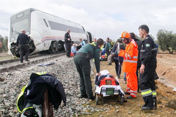 DESCARRILA UN TREN EN ARAHAL (SEVILLA)