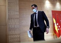 Madrid insiste en que los ciudadanos puedan hacerse test en farmacias más allá de la estrategia regional