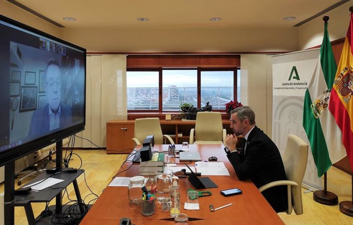El consejero de Hacienda, Juan Bravo, este miércoles en la inauguración de la II Conferencia Internacional de Economía y Presupuesto público, organizada por la Junta.