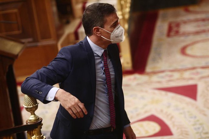 El presidente del Gobierno, Pedro Sánchez durante una sesión de control al Gobierno, en Madrid (España), a 16 de diciembre de 2020. Durante el pleno, el presidente del Gobierno ha hecho un primer balance del segundo estado de alarma decretado el pasado 