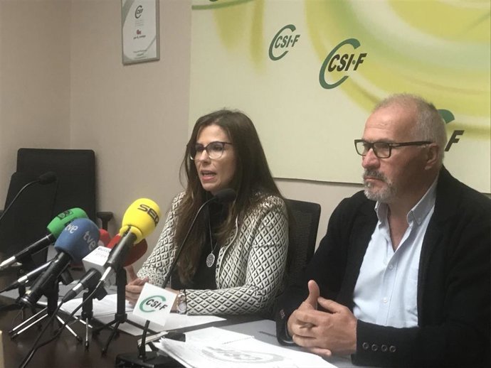 De izq a dcha: la secretaria de Prevención de Riesgos Laborales de CSIF, Encarna Abascal; y el presidente del sector nacional de Sanidad de CSIF, Javier Martínez