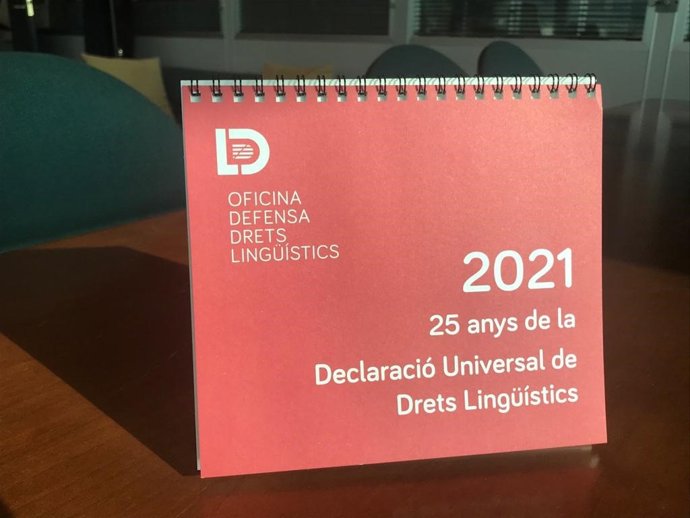Nuevo calendario de 2021 de la Oficina de Defensa de los Derechos Lingüísticos.