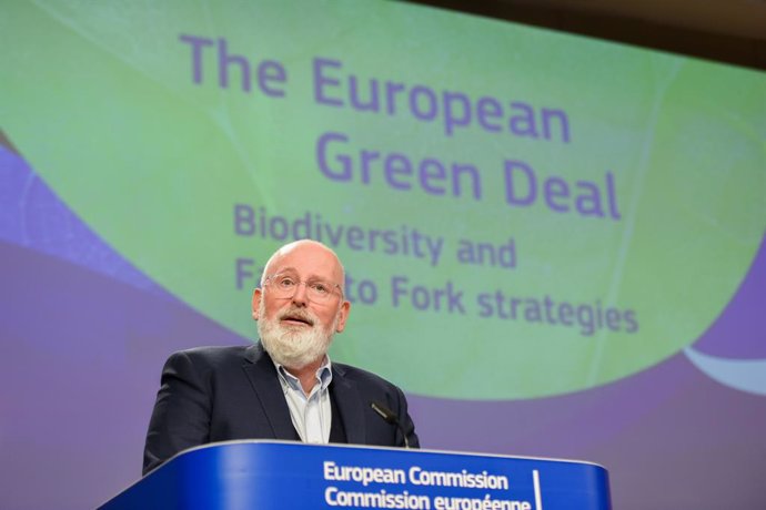 HANDOUT - 20 May 2020, Belgium, Brussels: European Commission Vice President Frans Timmermans attends a press conference on The European Green Deal Biodiversity and Farm to Fork Strategies at EU headquarters in Brussels. Photo: Jennifer Jacquemart/Europ