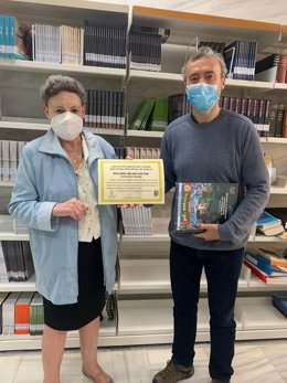 Premio al mejor lector senior de la Biblioteca Provincial de Huelva.