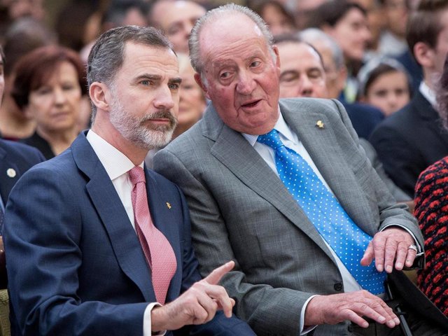 King Felipe VI of Spain and King Juan Carlos attend the National Sports Awards ceremony at El Pardo Palace on February 19, 2018 in Madrid, Spain.