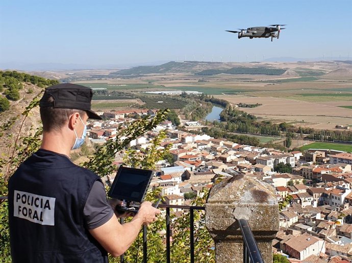 Vuelo de dron durante el confinamiento en Falces