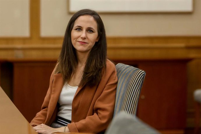 La secretaria de Estado para la Agenda 2030 y dirigente de Unidas Podemos, Ione Belarra, en una entrevista con Europa Press en la sede del Ministerio de Derechos Sociales, en Madrid (España), a 16 de diciembre de 2020.