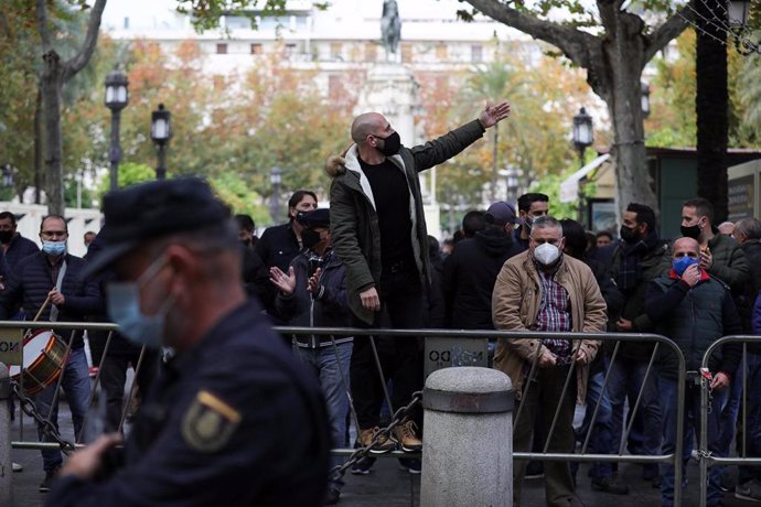 Protesta de los taxistas de Sevilla