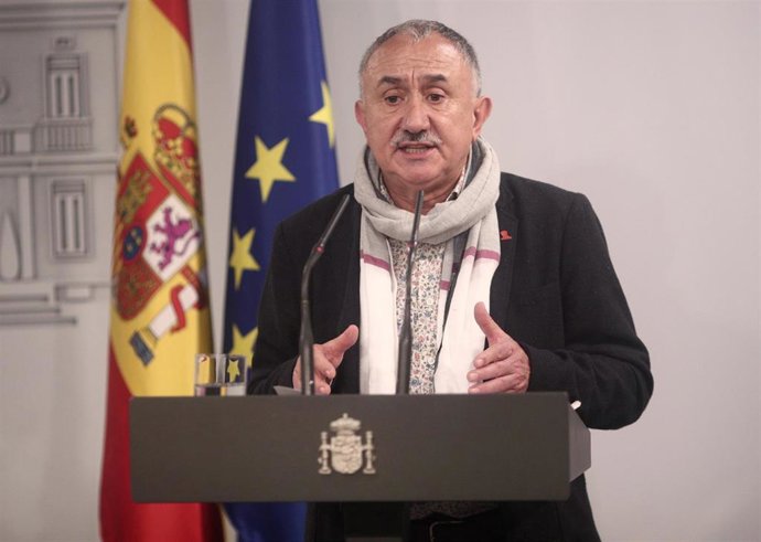 El secretario general de UGT, Pepe Álvarez, comparece en rueda de prensa tras la constitución con el Gobierno de la Mesa de Diálogo Social 