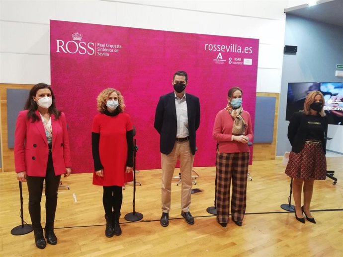 Acuerdo de colaboración entre el Ayuntamiento y la ROSS