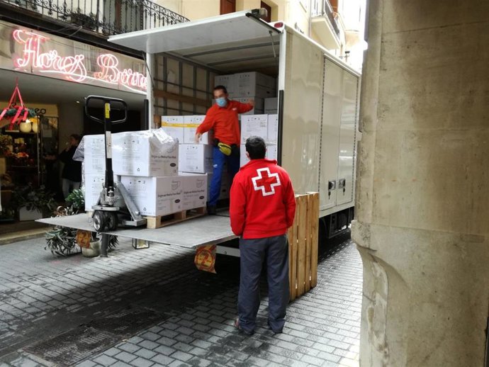 Entrega de mascarillas de Delegación del Gobierno.