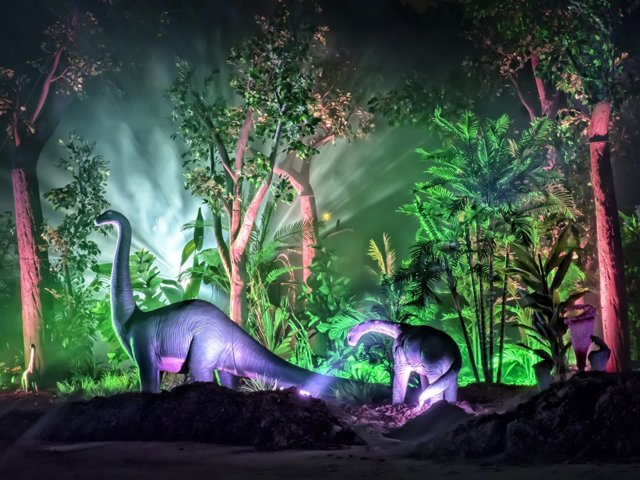 100 dinosaurios visitan Madrid esta Navidad