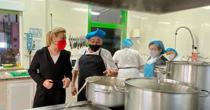 Carolina España , diputada nacional por el PP de Málaga, en una visita a la guardería Santa Teresa