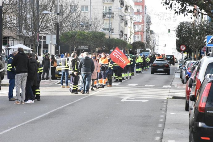 Cadena humana entre Narón y Ferrol para demandar soluciones de futuro en la comarca de Ferrolterra