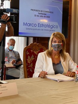 La presidenta del Puerto de Huelva, Pilar Miranda, en una imagenn de archivo.