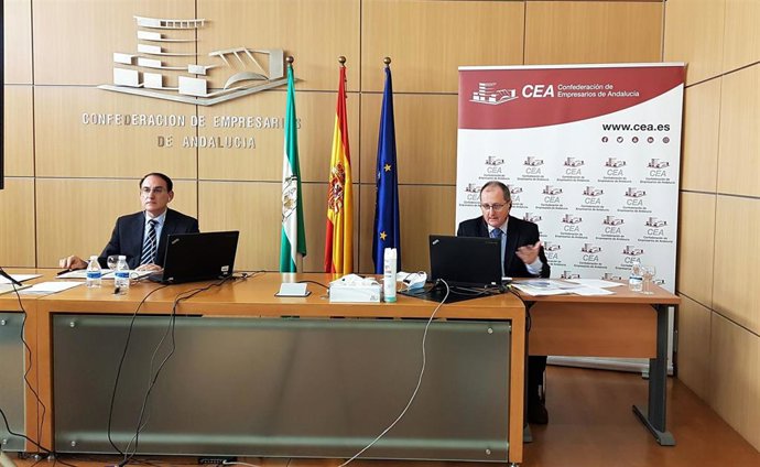 El presidente de la CEA, Javier González de Lara, este jueves durante la reunión de la junta directiva de esta organización empresarial.