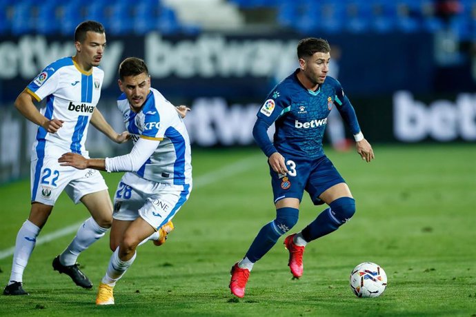 Adrian Embarba of Espanyol in action during the spanish second league, Liga SmartBank, football match played between CD Leganes and RCD Espanyol de Barcelona at Butarque stadium on november 26, 2020, in Leganes, Madrid, Spain