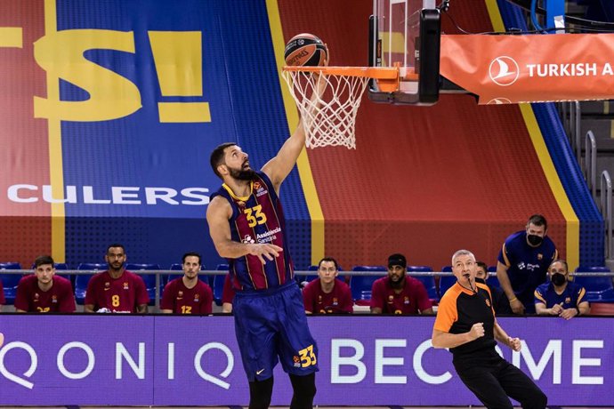Nikola Mirotic of Fc Barcelona in action during the Turkish Airlines EuroLeague match between Fc Barcelona and BC Khimki Moscow Region at Palau Blaugrana on December 16, 2020 in Barcelona, Spain.